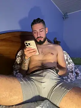 Jonny0399  online show from June 29, 6:41 am