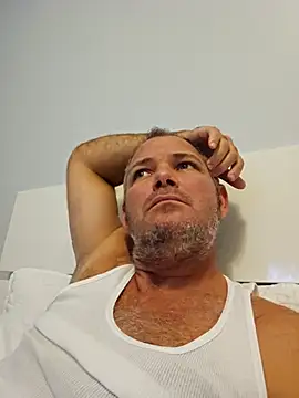 cubanitofeliz40 online show from January 31, 9:46 pm