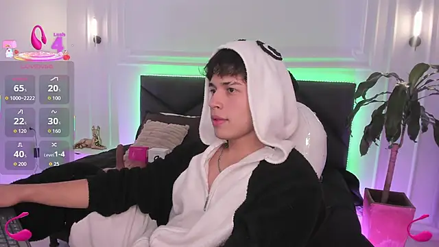 Jordan 24  online show from October 31, 9:29 pm