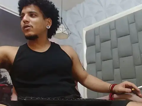 Xfire boy69 online show from February 16, 5:33 pm