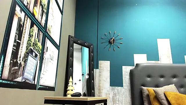 Ian1  online show from November 25, 11:23 am