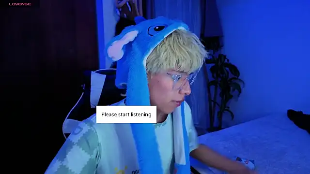 taichi bluy online show from December 3, 11:33 pm