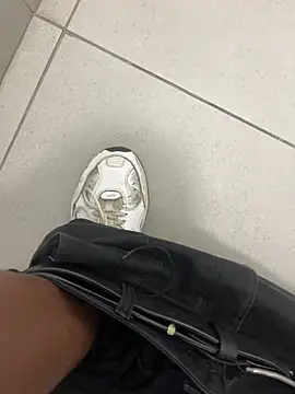 kamo012000 online show from February 2, 6:56 am