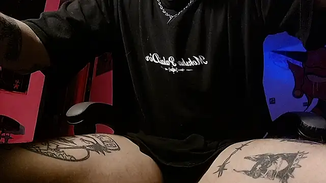 malek xarx  online show from April 3, 3:25 am