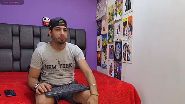 ashtoncooperr online show from February 20, 5:59 pm