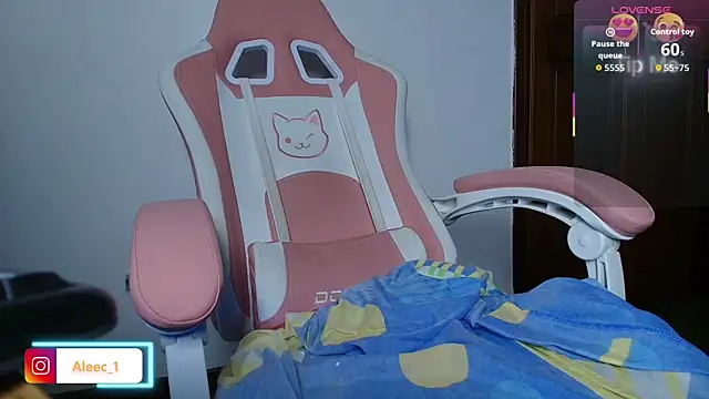 Aleecandrews online show from October 24, 7:48 pm