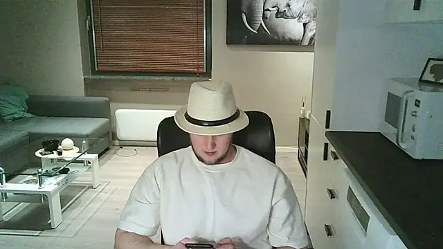 Dartanjanas13 online show from October 31, 8:12 pm