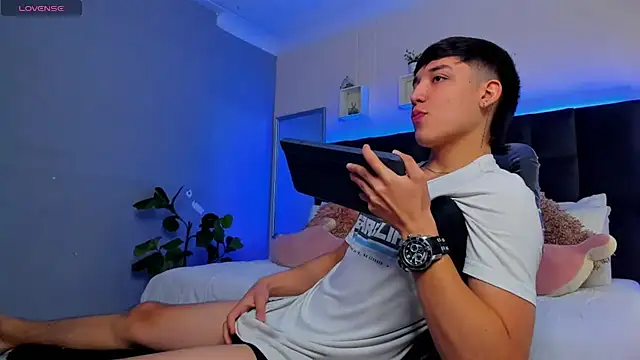 Ares di martin online show from December 5, 3:19 pm