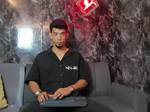 prince arthur77 online show from July 8, 1:37 pm