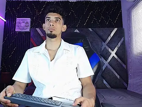 prince arthur77 online show from August 6, 4:46 pm