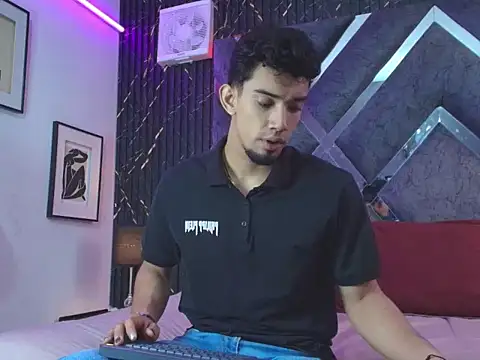 prince arthur77 online show from July 9, 1:48 pm