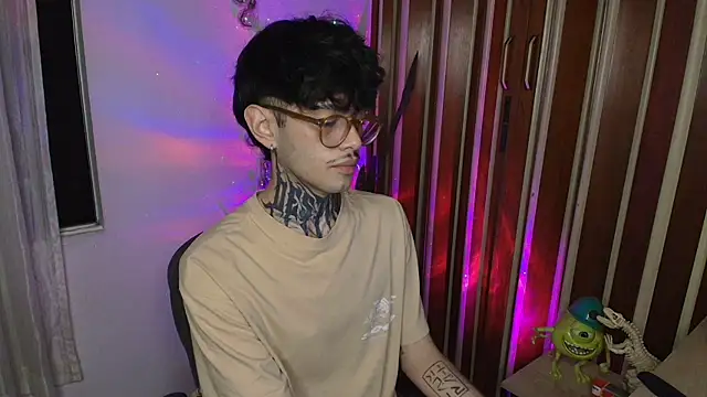 Mihail leroy online show from November 27, 3:21 am