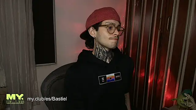 Mihail leroy online show from April 14, 1:38 am