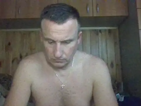 Maksymilian1 online show from December 21, 7:11 pm