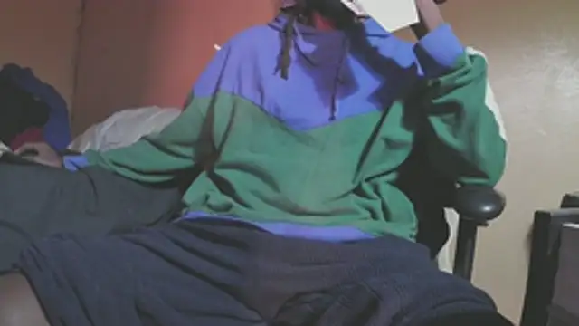 EYEzIAM online show from February 24, 6:14 am