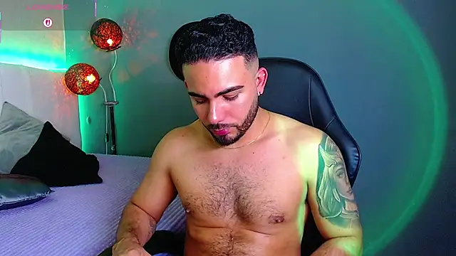 adamhairy online show from July 23, 7:33 pm