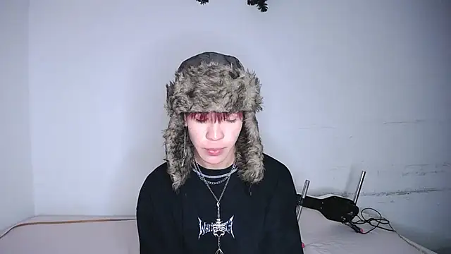 lucky stricke online show from January 6, 9:02 am