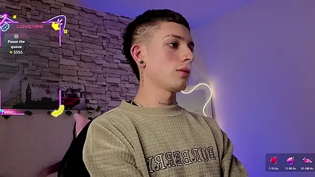 boyfox tay online show from February 20, 7:26 pm