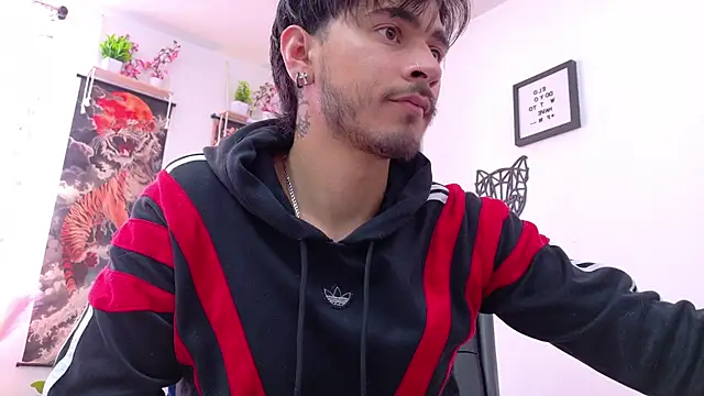 Elian savoy online show from July 18, 7:30 pm