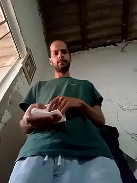 Picagg16 online show from April 10, 3:41 pm