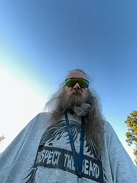 eager1975 online show from June 18, 1:29 am