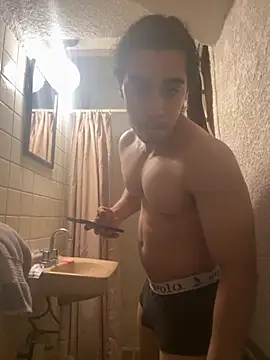 Papiluis96 online show from September 21, 3:39 am