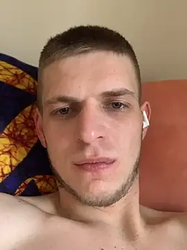 macho1347 online show from April 5, 3:41 pm