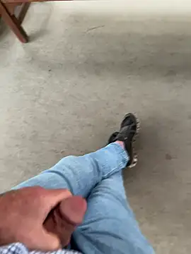 cyclone1212 online show from March 7, 11:52 am