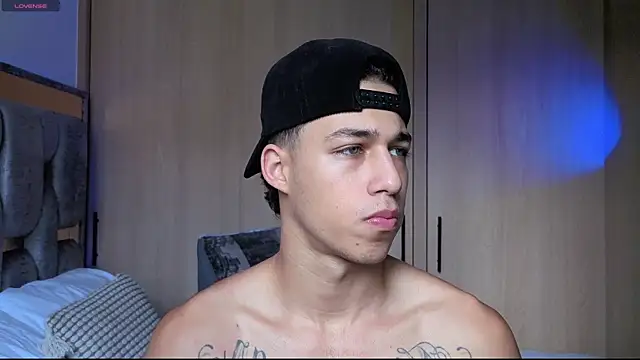 orionblaze69  online show from November 1, 7:29 pm