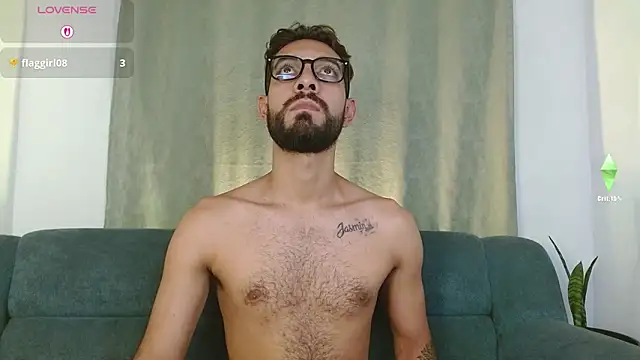 Snapshot of ReyPablo1 chatting on October 5, 9:41 pm ReyPablo1 online show from October 5, 9:41 pm