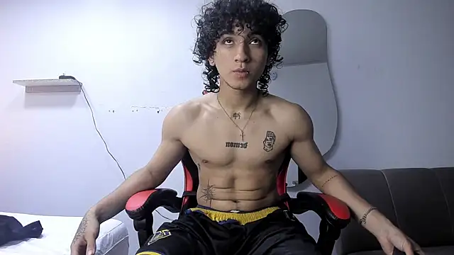 JackesTaylor online show from December 21, 4:53 am