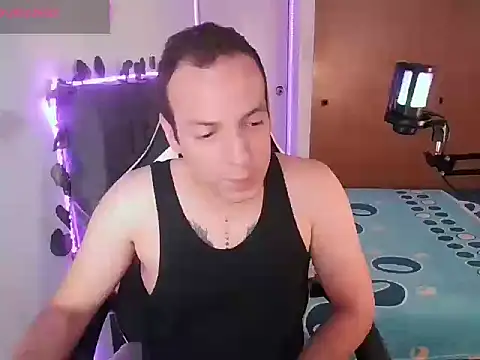 Cerso1 online show from July 18, 1:38 pm
