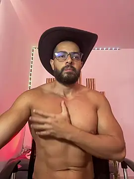 magnumchris online show from June 3, 2:33 pm