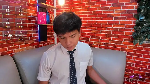 Thiago Kozak online show from April 8, 1:20 pm