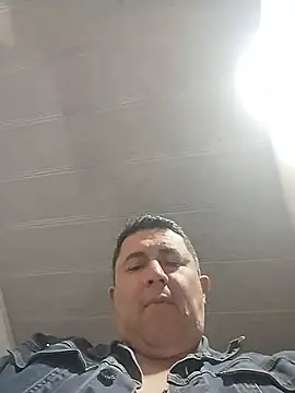 BigCristh79 online show from May 25, 1:39 pm