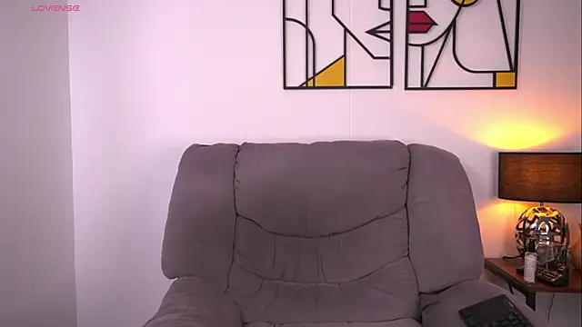 tyler muscle1 online show from July 24, 4:14 pm