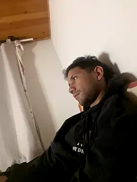 Michaell Spinelly online show from November 29, 1:07 am