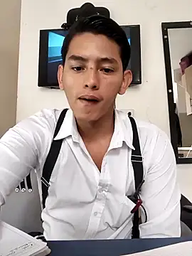 Hiroshi Shen online show from April 26, 1:19 pm