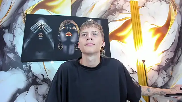 mono blonde online show from May 26, 12:34 pm