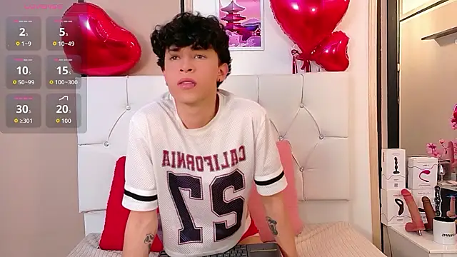 Axel  Evans online show from March 4, 1:07 pm