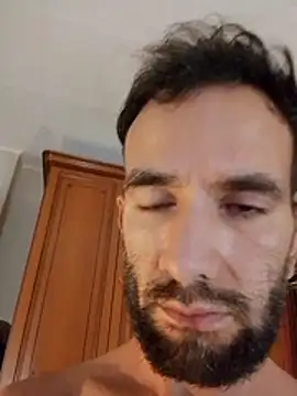 Hhhfgdrukkgfyy online show from November 5, 5:48 pm