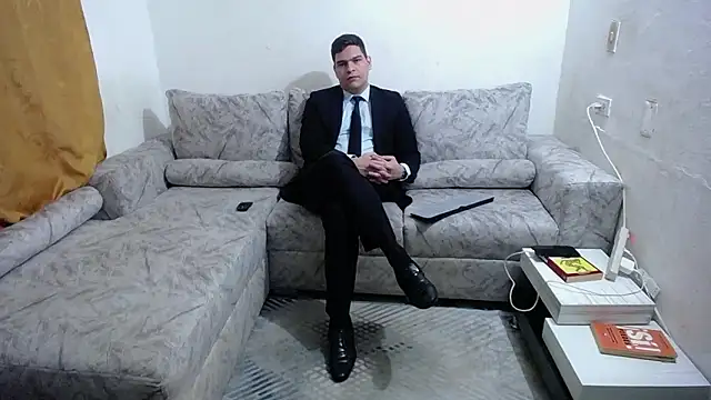 Victor Maitland online show from January 14, 4:50 am