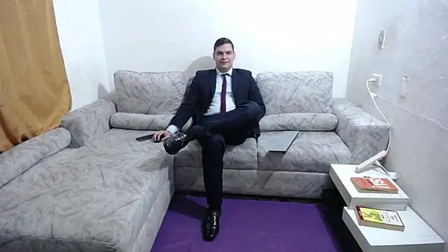 Victor Maitland online show from May 20, 4:08 am