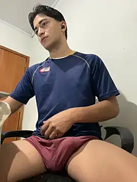 Tavinho067 online show from June 5, 2:49 am