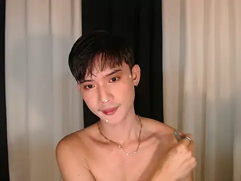 asian dai online show from February 18, 11:02 pm