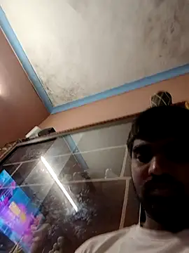 Snapshot of Harsha_Happy chatting on October 20, 12:31 pm Harsha Happy online show from October 20, 12:31 pm