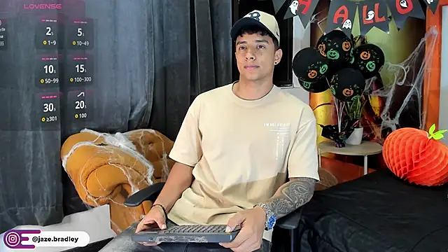 jaze bradley online show from October 22, 11:36 am