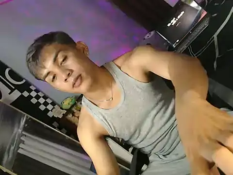 urhot chany online show from July 4, 5:54 am