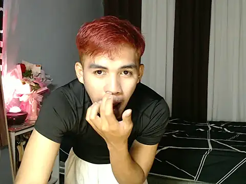 urhot chany online show from June 18, 5:29 pm