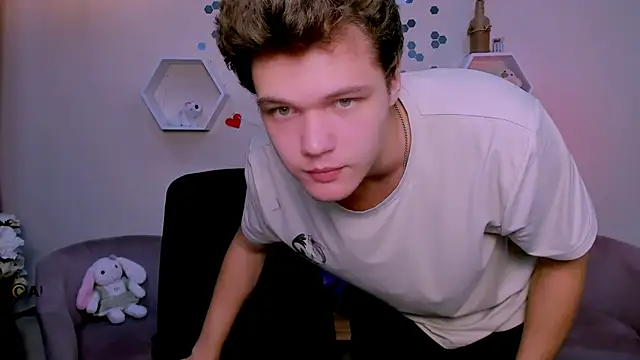 Snapshot of lucas_long_ chatting on September 27, 7:12 pm lucas long online show from September 27, 7:12 pm